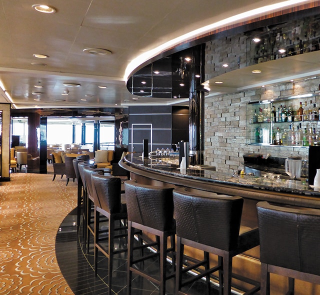 Horizon lounge.jpg